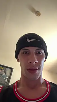 santiago_cutex Adlı Modelin Canlı XXX Sohbeti