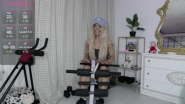 SarahRaynex's Live XXX Chat