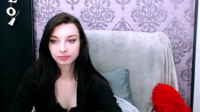 DominantLuna's Live XXX Chat