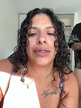 Shurabig Adlı Modelin Canlı XXX Sohbeti