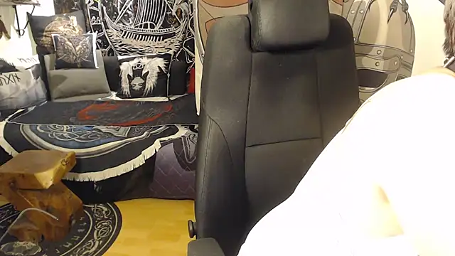 TittenMichelle Adlı Modelin Canlı XXX Sohbeti