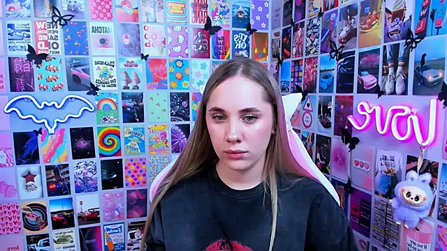 MiaMilas Adlı Modelin Canlı XXX Sohbeti