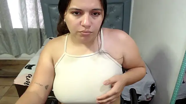 sarah_aguilar: онлайн-секс-чат