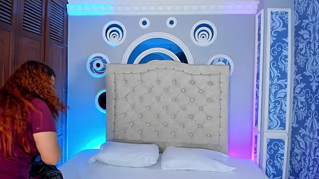 mishell_lovely Adlı Modelin Canlı XXX Sohbeti