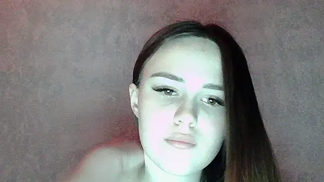 Chat XXX en directo de SweetLoraa