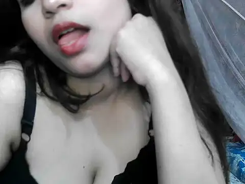 Chat +18 de Arohi-67 ao vivo