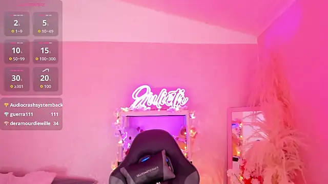 Chat XXX en directo de Julieth_Caandy