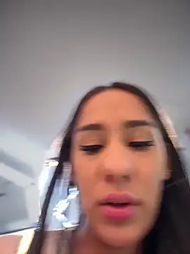 __IRIS__ – Naživo XXX chat