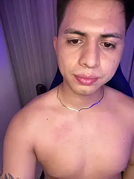 Chat XXX ao vivo de Niicky1_