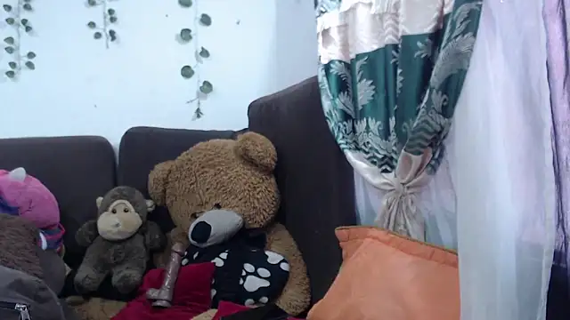 Samanta_milf84: онлайн-секс-чат