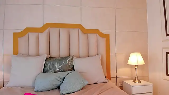 Crystal_Rose__ – Live XXX-chat