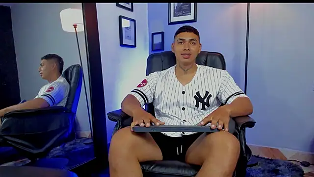 ronnie_crafored: απευθείας συνομιλία ΧΧΧ