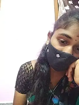 Tamil_Hot_RoyalQueen Show in webcam