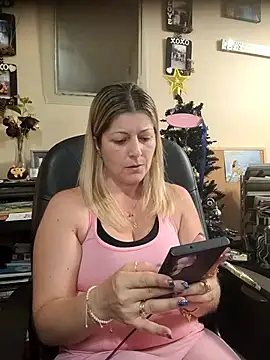 NikkiBlisss Chat XXX live