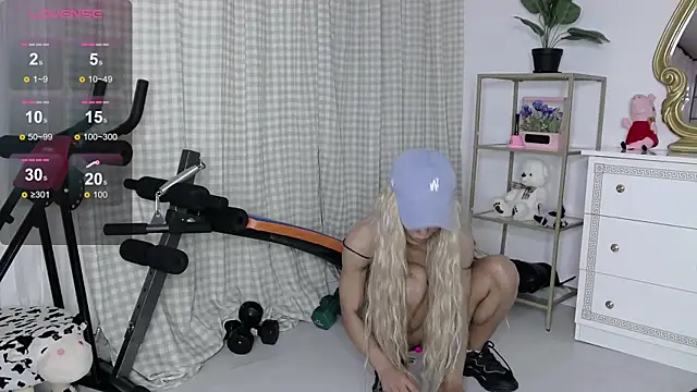 SarahRaynex: онлайн-секс-чат