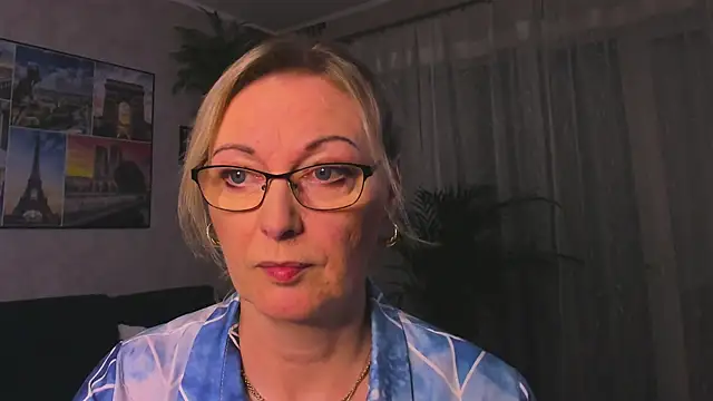 vanessa_chat: вебкам-шоу