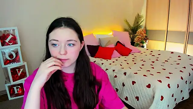 AlluringLookk: вебкам-шоу