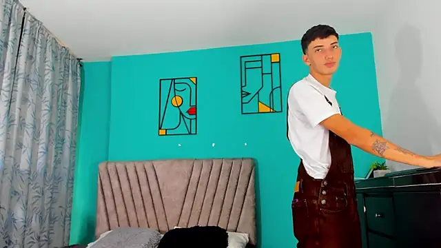 Maikol_Ortiz Chat XXX in diretta