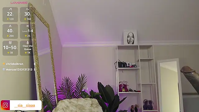 XXX chat uživo modela ArianaArianna