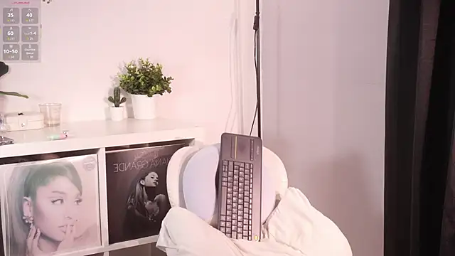 sweettener_ 网络视讯表演