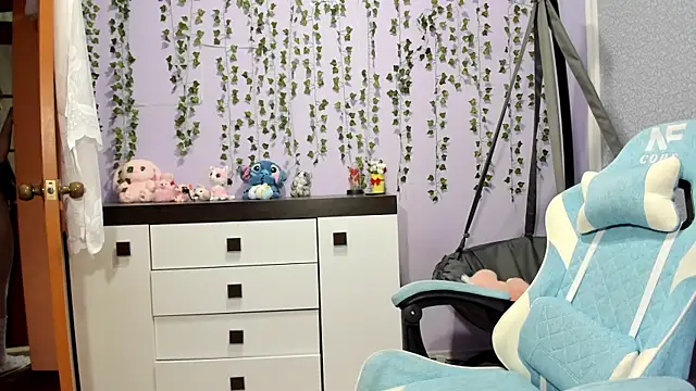 Онлайн чат XXX Yoonhee_ki