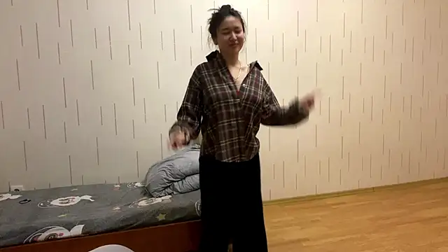 Czat XXX na żywo – YourMiIa