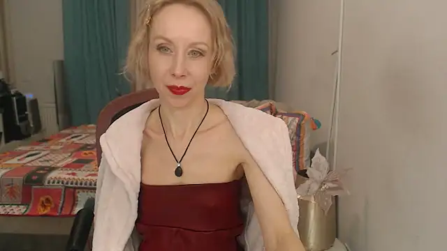 Show modela LuxuryNika na web-kameri