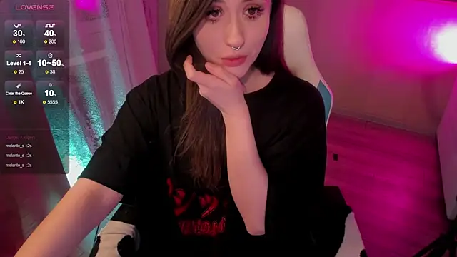 دردشة Sserendipityy الجنسية المباشرة