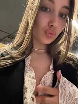 ICrazyOneIRLn Live XXX chat