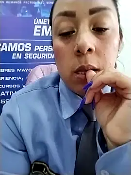 CRISTAL__11n Live XXX chat