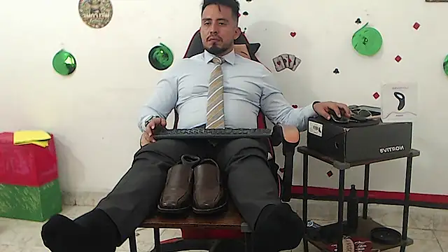 KalethBigDick: απευθείας συνομιλία ΧΧΧ