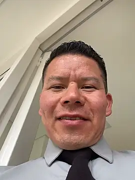 Manu0586's Live XXX Chat