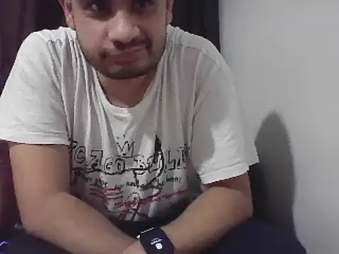 YakisikliSikici's Live XXX Chat