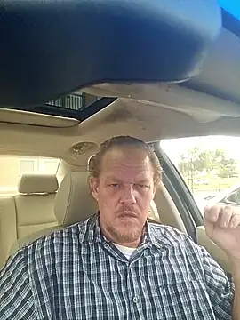 yourMasterisBored Show in webcam