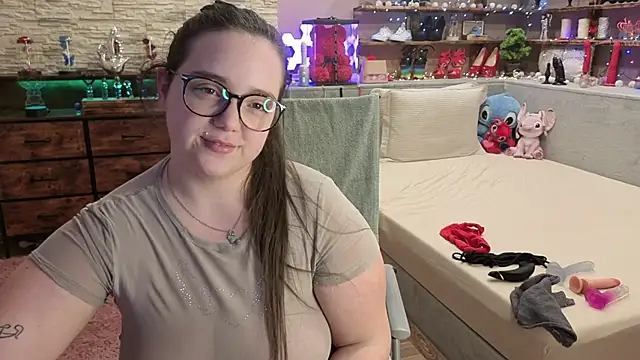 Kimberly-Caprice's Live XXX Chat