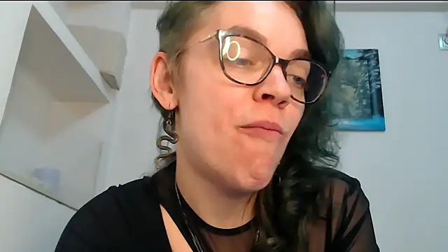 Ju-Hot's Live XXX Chat