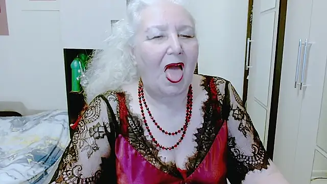 GrannyAlisa Chat XXX live
