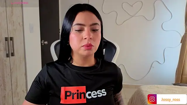 Victoryyy_ Adlı Modelin Canlı XXX Sohbeti