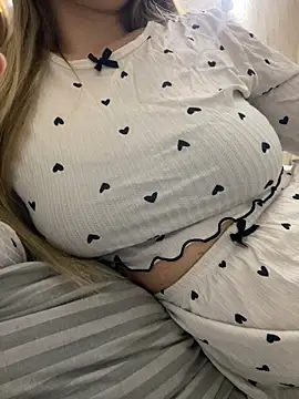 Živý XXX chat Majic_Maffin