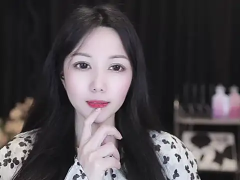 Онлайн чат XXX Nuyoah-77