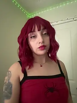 CharmingMaddie: απευθείας συνομιλία ΧΧΧ