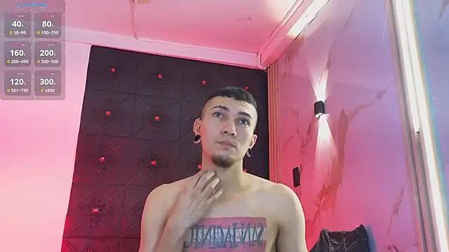 Logan_and_Reachel 即時 XXX 聊天