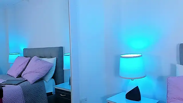 Živý XXX chat AdeleJhones