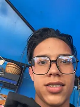 diegoand0911's Live XXX Chat