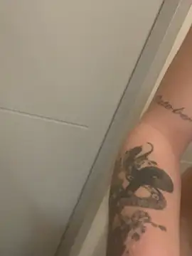 Chatroom XXX en direct de Lolasecret_