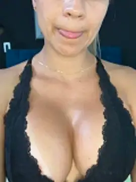 valentina_herrrera Obrolan Langsung XXX