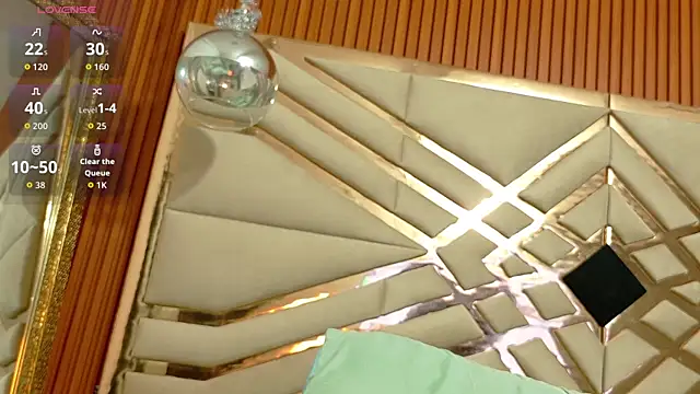 Chat +18 de Sluttyandmature ao vivo