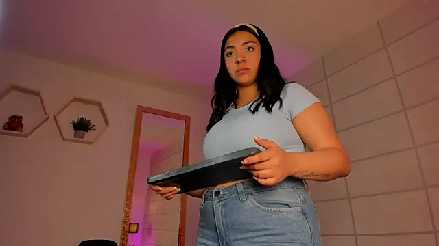 Christine_harper Chat XXX in diretta