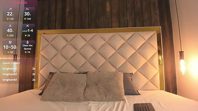 แชท XXX สดของ viiolet_whitee