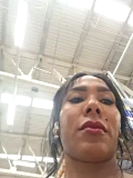 Doll_Loren Chat XXX in diretta